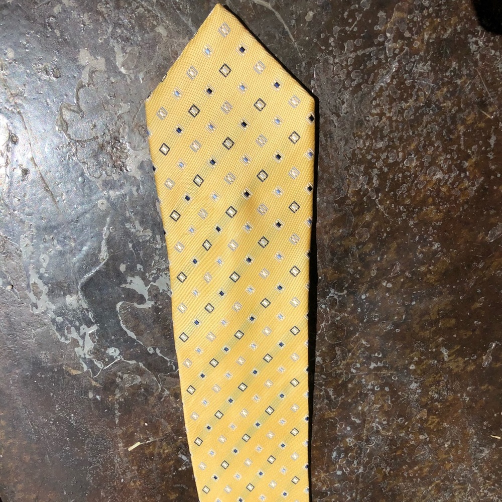 Chaps Tie